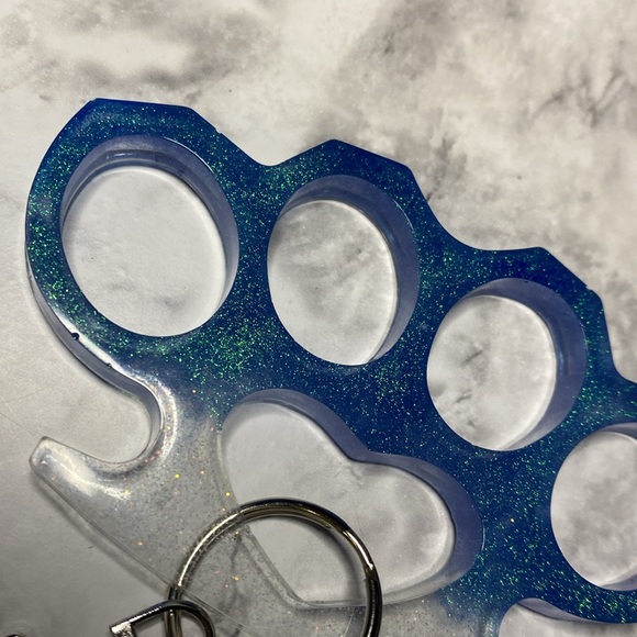 Knuckles keychain - Picture 3 of 6